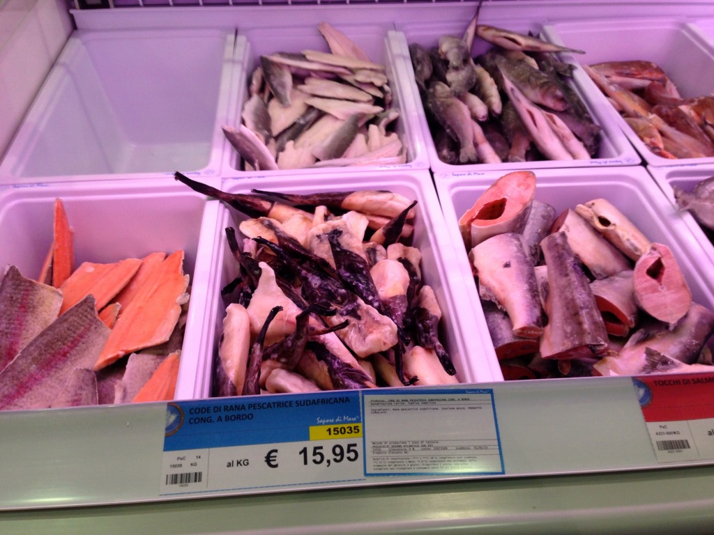 Many of the fish that are served as fresh aren't. The quality of flash frozen fish is quite high. In fact, restaurants in the Marche ensure that their fish are flash frozen before they are served raw in sushi.